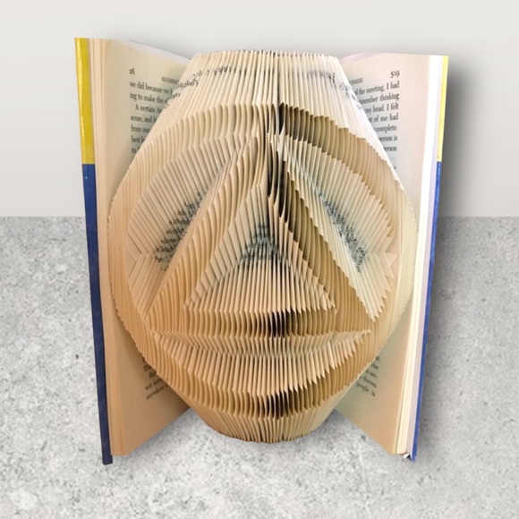 **MADE TO ORDER!** AA Logo Book Folding GIFT - Picture 6 of 6